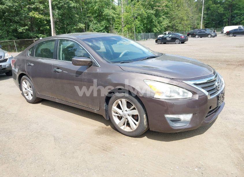 2014 Nissan Altima 2.5 SV (VIN 1N4AL3AP0EC173327) main photo