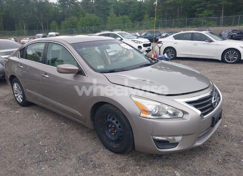 2014 Nissan Altima 2.5 (VIN 1N4AL3AP0EC185929) main photo