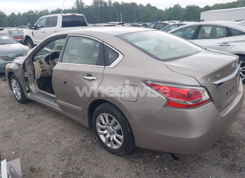 Photo 3 of 2014 Nissan Altima 2.5 (VIN 1N4AL3AP0EC185929)