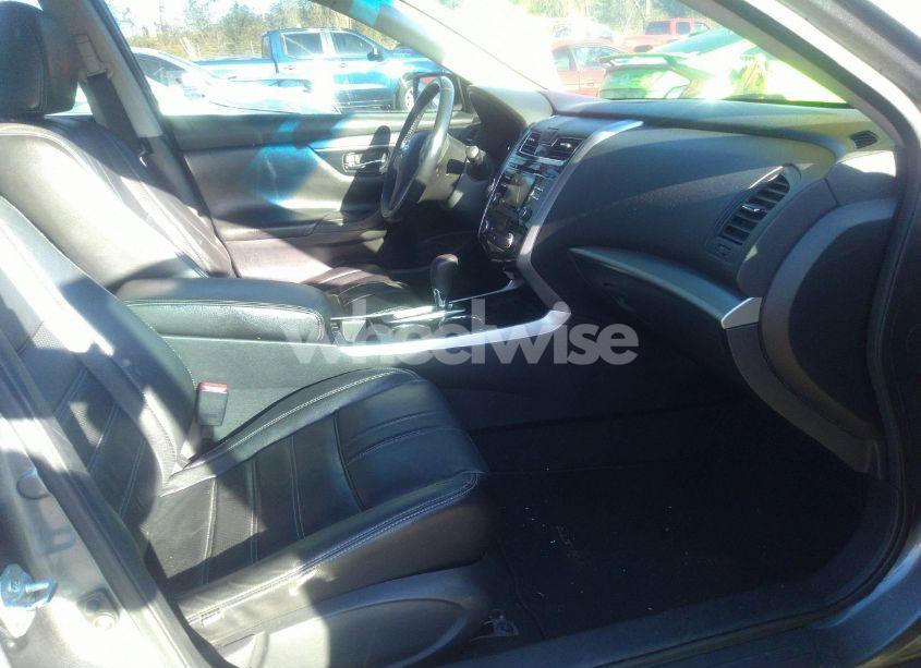 Photo 5 of 2014 Nissan Altima 2.5 SV (VIN 1N4AL3AP0EC193772)