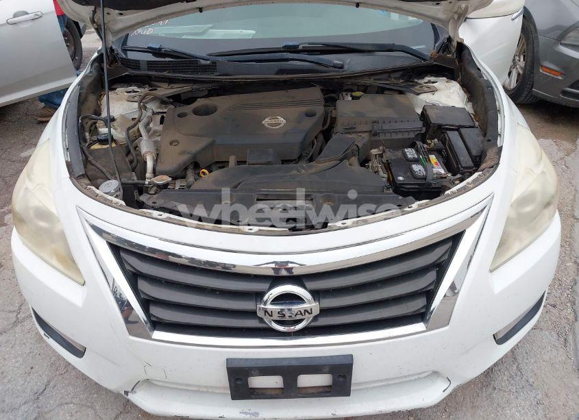 Photo 10 of 2014 Nissan Altima 2.5 S (VIN 1N4AL3AP0EC200641)