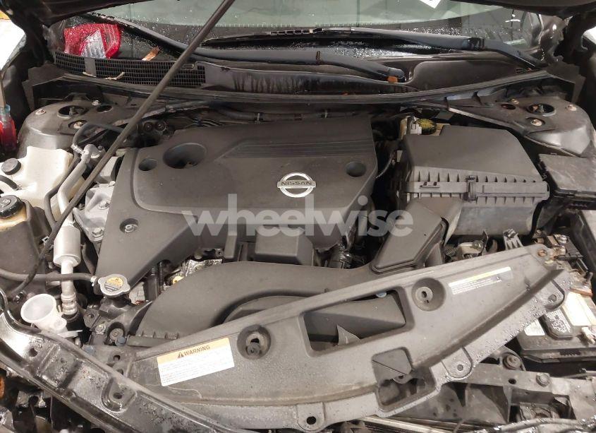 Photo 10 of 2014 Nissan Altima 2.5 SV (VIN 1N4AL3AP0EC202017)