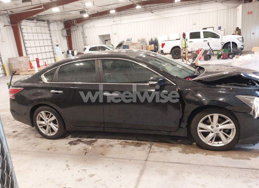 Photo 13 of 2014 Nissan Altima 2.5 SV (VIN 1N4AL3AP0EC202017)