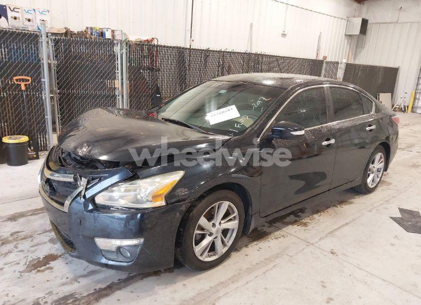 Photo 2 of 2014 Nissan Altima 2.5 SV (VIN 1N4AL3AP0EC202017)