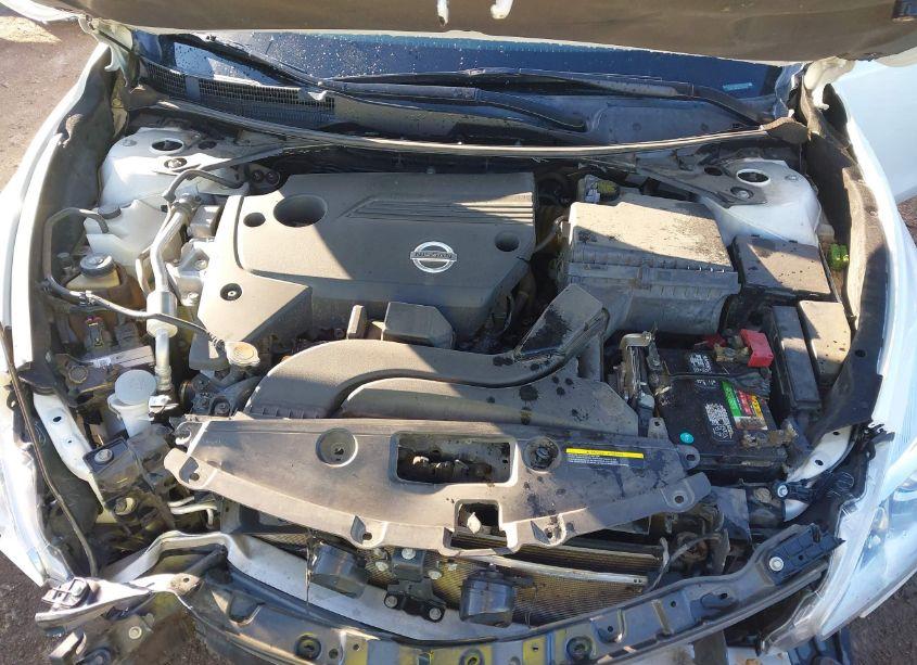 Photo 10 of 2014 Nissan Altima 2.5/2.5 S/2.5 SL/2.5 SV (VIN 1N4AL3AP0EC274030)