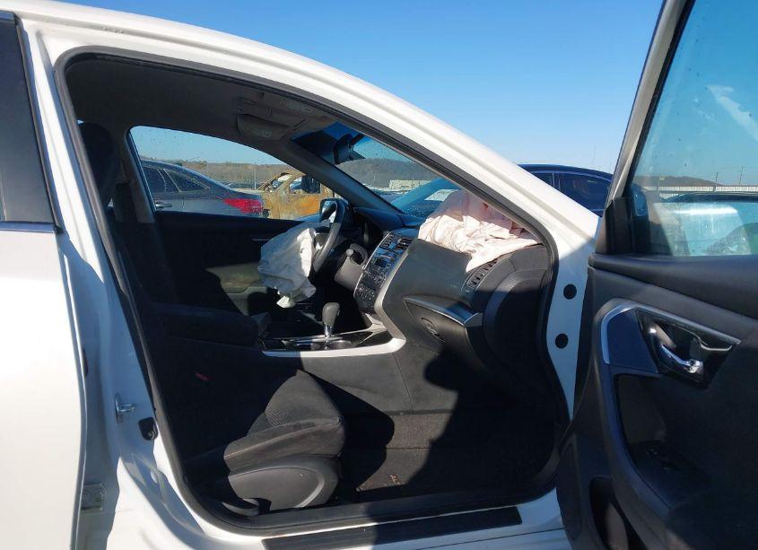 Photo 5 of 2014 Nissan Altima 2.5/2.5 S/2.5 SL/2.5 SV (VIN 1N4AL3AP0EC274030)