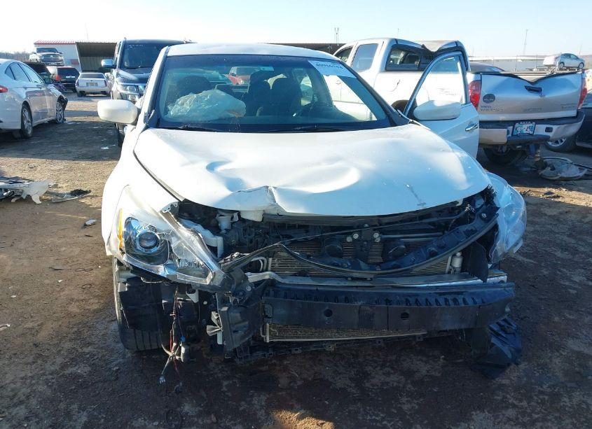 Photo 6 of 2014 Nissan Altima 2.5/2.5 S/2.5 SL/2.5 SV (VIN 1N4AL3AP0EC274030)