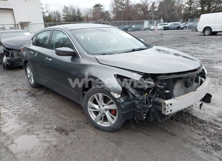 2014 Nissan Altima 2.5 SV (VIN 1N4AL3AP0EC282161) main photo