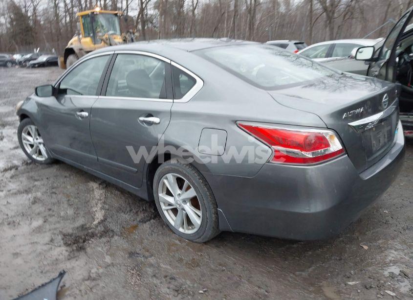 Photo 3 of 2014 Nissan Altima 2.5 SV (VIN 1N4AL3AP0EC282161)