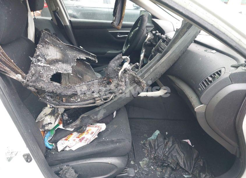 Photo 5 of 2014 Nissan Altima (VIN 1N4AL3AP0EC287165)