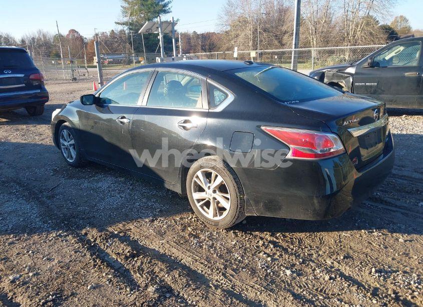 Photo 3 of 2014 Nissan Altima 2.5 SV (VIN 1N4AL3AP0EC289711)