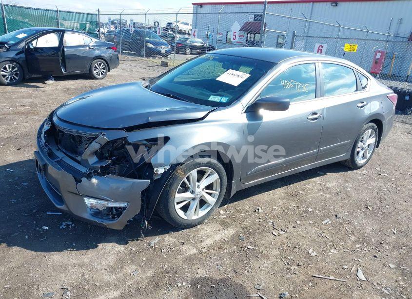 Photo 2 of 2014 Nissan Altima 2.5 SV (VIN 1N4AL3AP0EC291992)