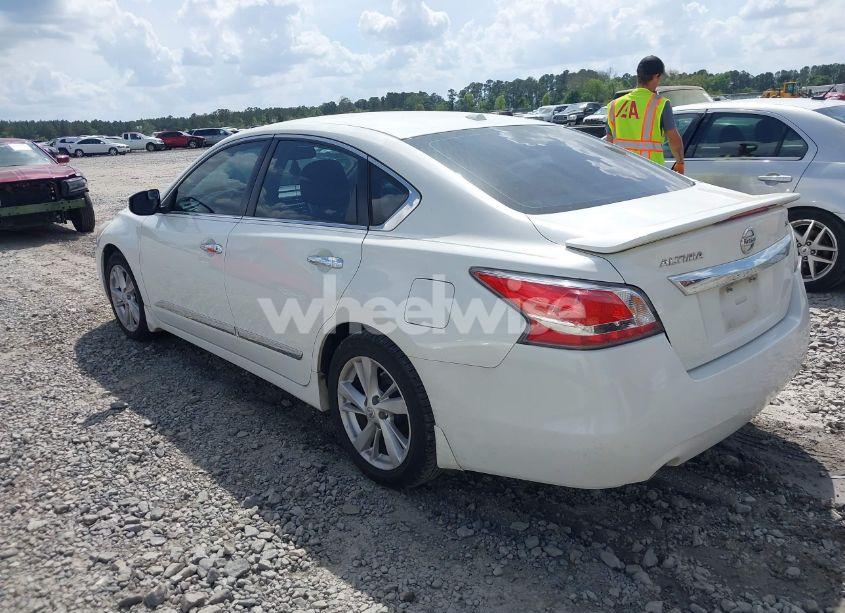 Photo 3 of 2014 Nissan Altima 2.5 SL (VIN 1N4AL3AP0EC325820)