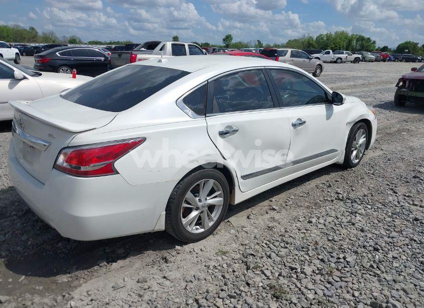 Photo 4 of 2014 Nissan Altima 2.5 SL (VIN 1N4AL3AP0EC325820)