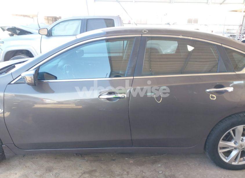 Photo 15 of 2014 Nissan Altima 2.5 SV (VIN 1N4AL3AP0EC326224)