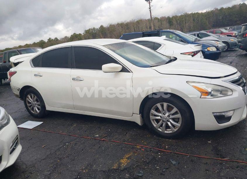 Photo 13 of 2014 Nissan Altima 2.5 S (VIN 1N4AL3AP0EC404503)