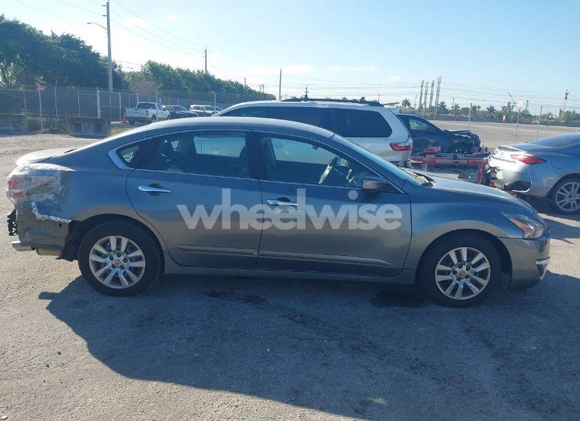 Photo 13 of 2014 Nissan Altima 2.5 S (VIN 1N4AL3AP0EC428218)