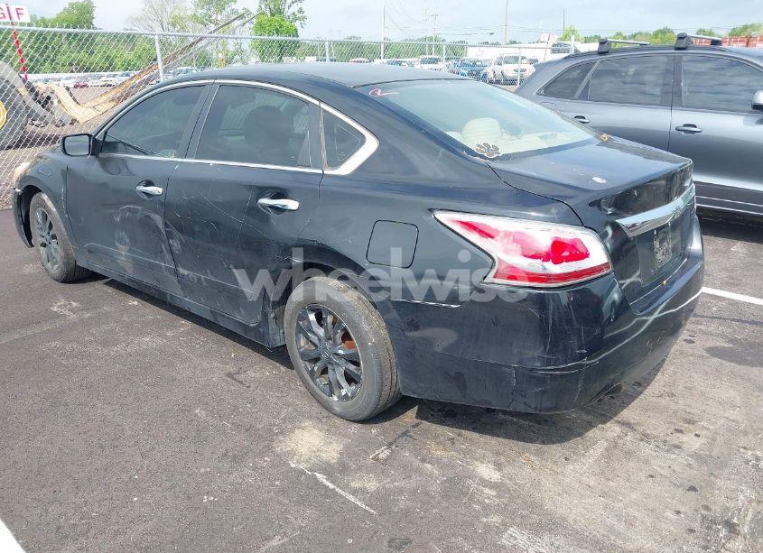 Photo 3 of 2014 Nissan Altima 2.5 S (VIN 1N4AL3AP0EC900000)