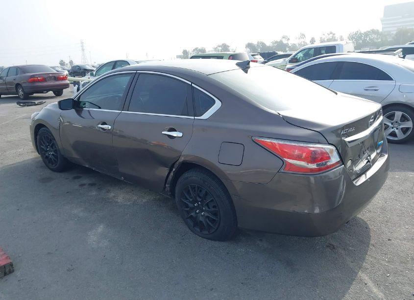 Photo 3 of 2014 Nissan Altima 2.5 S (VIN 1N4AL3AP0EN213331)
