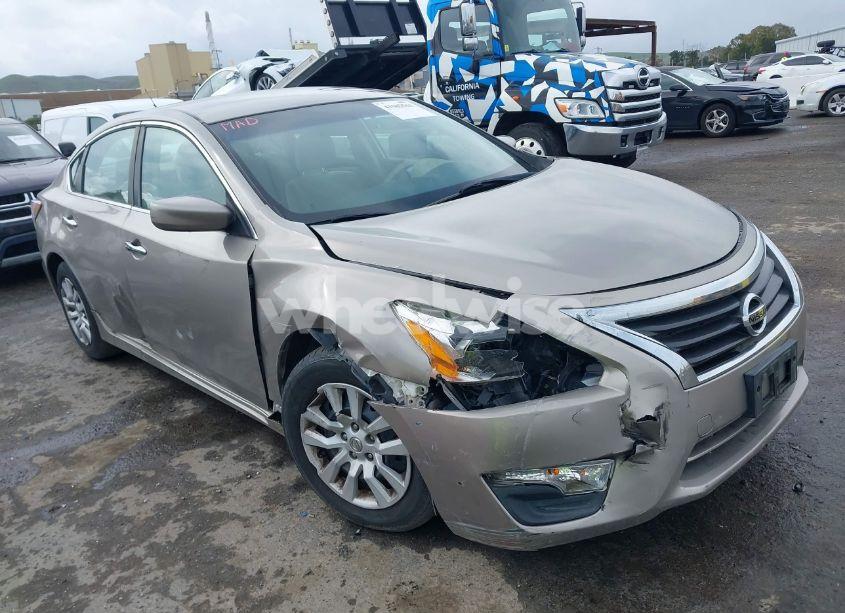 2014 Nissan Altima 2.5 S (VIN 1N4AL3AP0EN214415) main photo