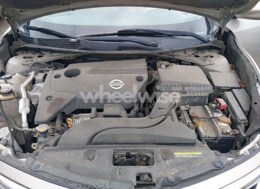 Photo 10 of 2014 Nissan Altima 2.5 S (VIN 1N4AL3AP0EN214415)