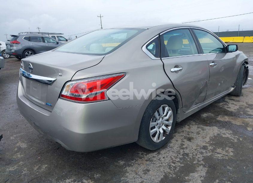 Photo 4 of 2014 Nissan Altima 2.5 S (VIN 1N4AL3AP0EN214415)