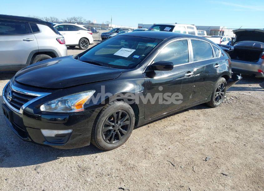 Photo 2 of 2014 Nissan Altima 2.5 S (VIN 1N4AL3AP0EN232087)