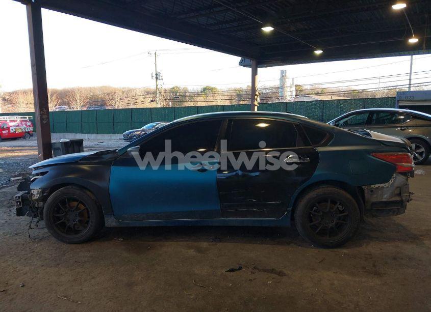 Photo 15 of 2014 Nissan Altima 2.5 SV (VIN 1N4AL3AP0EN235815)