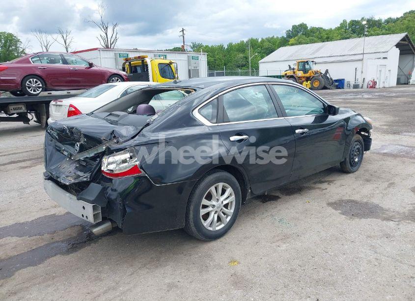 Photo 4 of 2014 Nissan Altima 2.5 S (VIN 1N4AL3AP0EN243140)