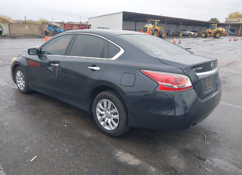Photo 3 of 2014 Nissan Altima 2.5 S (VIN 1N4AL3AP0EN253943)