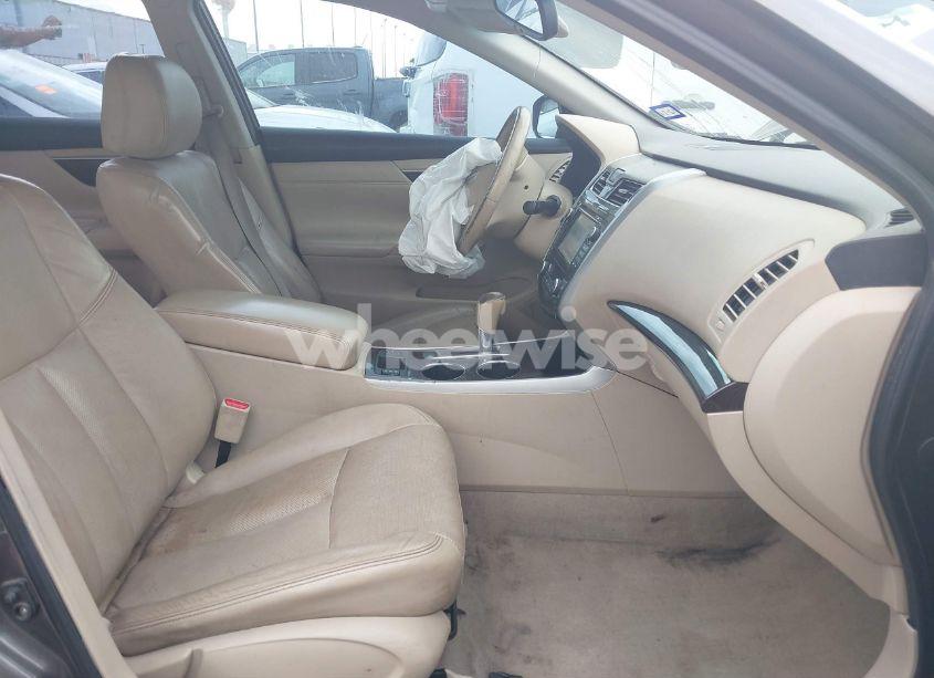 Photo 5 of 2014 Nissan Altima 2.5 SL (VIN 1N4AL3AP0EN260486)