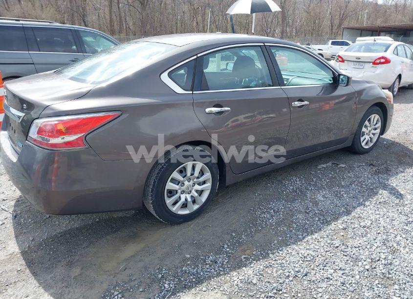 Photo 4 of 2014 Nissan Altima 2.5 S (VIN 1N4AL3AP0EN340208)