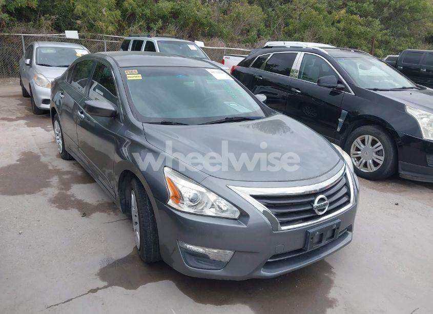 2014 Nissan Altima 2.5 S (VIN 1N4AL3AP0EN342105) main photo