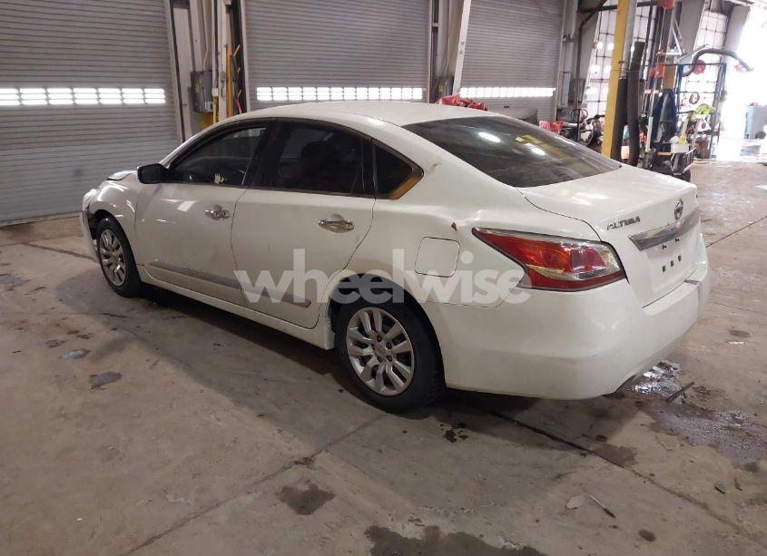 Photo 3 of 2014 Nissan Altima 2.5 S (VIN 1N4AL3AP0EN342721)