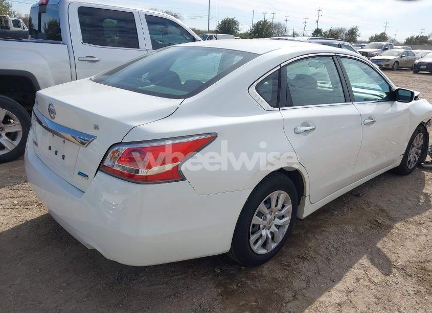 Photo 4 of 2014 Nissan Altima 2.5 S (VIN 1N4AL3AP0EN356828)