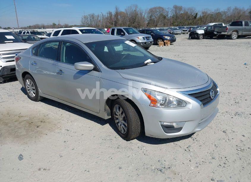 2014 Nissan Altima 2.5 S (VIN 1N4AL3AP0EN364525) main photo