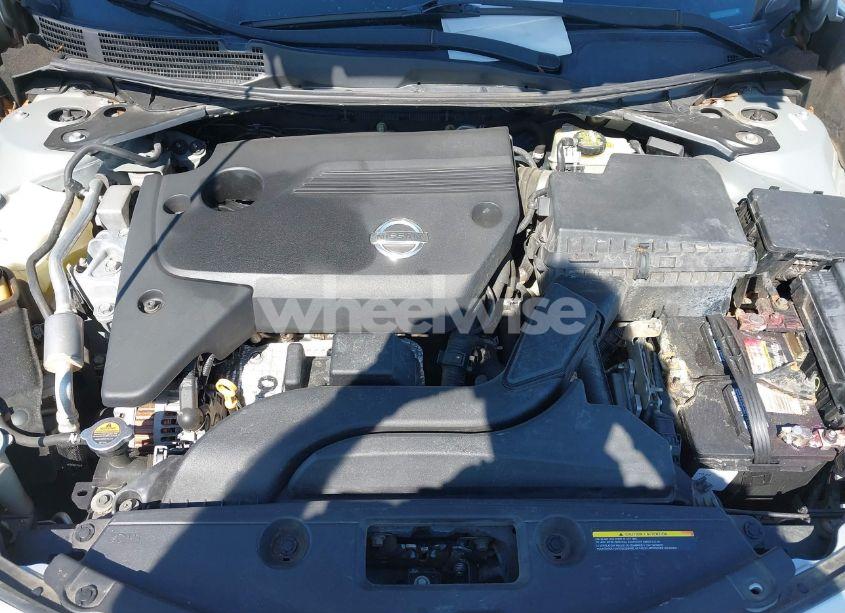 Photo 10 of 2014 Nissan Altima 2.5 S (VIN 1N4AL3AP0EN364525)
