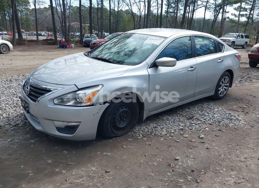 Photo 2 of 2014 Nissan Altima 2.5 S (VIN 1N4AL3AP0EN371247)