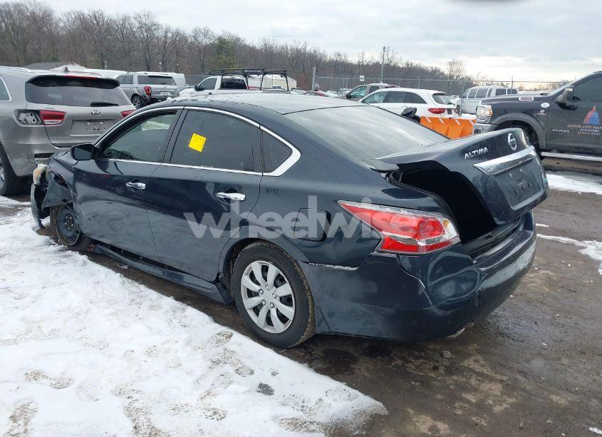Photo 3 of 2014 Nissan Altima 2.5 S (VIN 1N4AL3AP0EN389375)