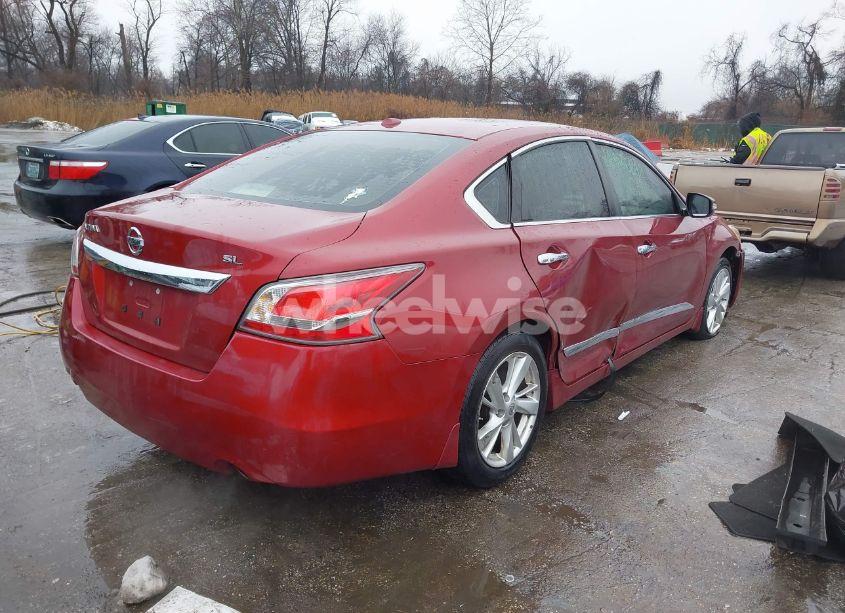 Photo 4 of 2015 Nissan Altima 2.5 SL (VIN 1N4AL3AP0FC102338)