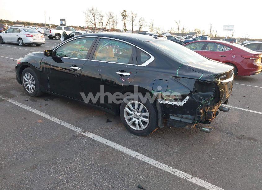Photo 3 of 2015 Nissan Altima 2.5 S (VIN 1N4AL3AP0FC113419)