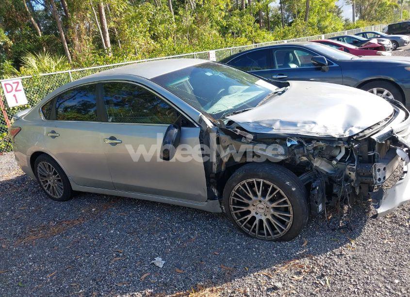 Photo 14 of 2015 Nissan Altima 2.5 S (VIN 1N4AL3AP0FC117485)