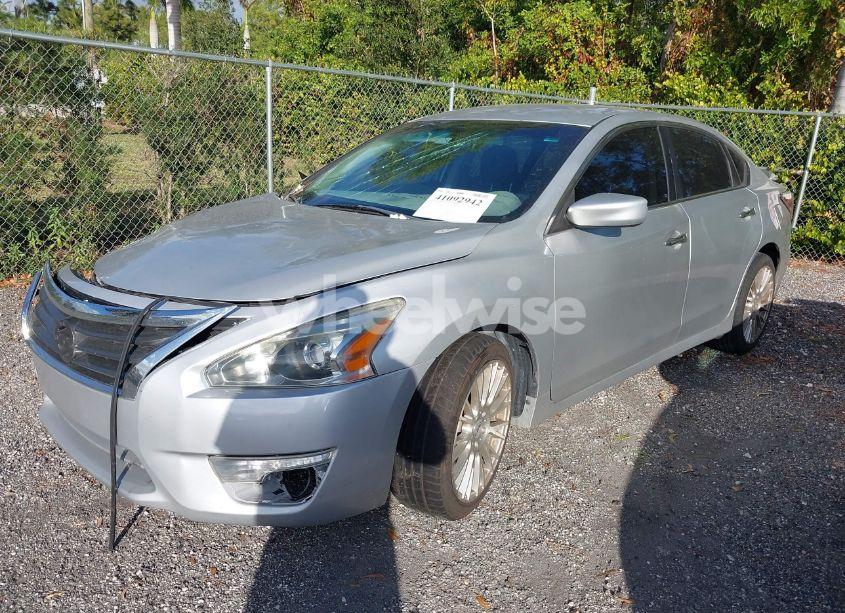 Photo 2 of 2015 Nissan Altima 2.5 S (VIN 1N4AL3AP0FC117485)