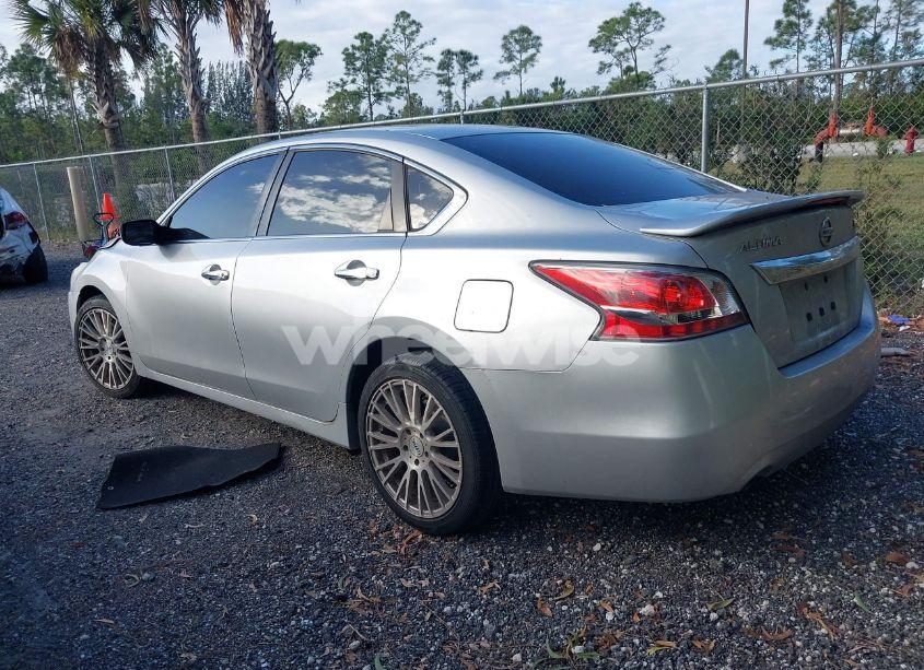 Photo 3 of 2015 Nissan Altima 2.5 S (VIN 1N4AL3AP0FC117485)