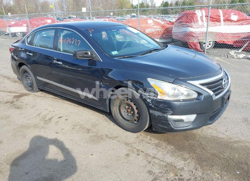 2015 Nissan Altima 2.5 S (VIN 1N4AL3AP0FC124842) main photo