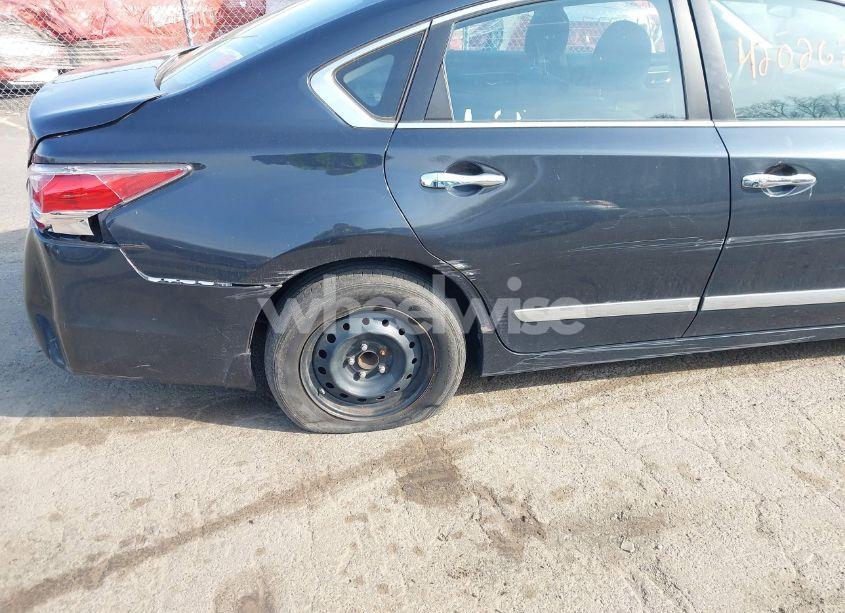 Photo 14 of 2015 Nissan Altima 2.5 S (VIN 1N4AL3AP0FC124842)