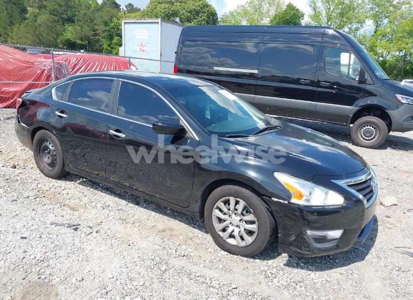 2015 Nissan Altima 2.5/2.5 S/2.5 SL/2.5 SV (VIN 1N4AL3AP0FC126932) main photo