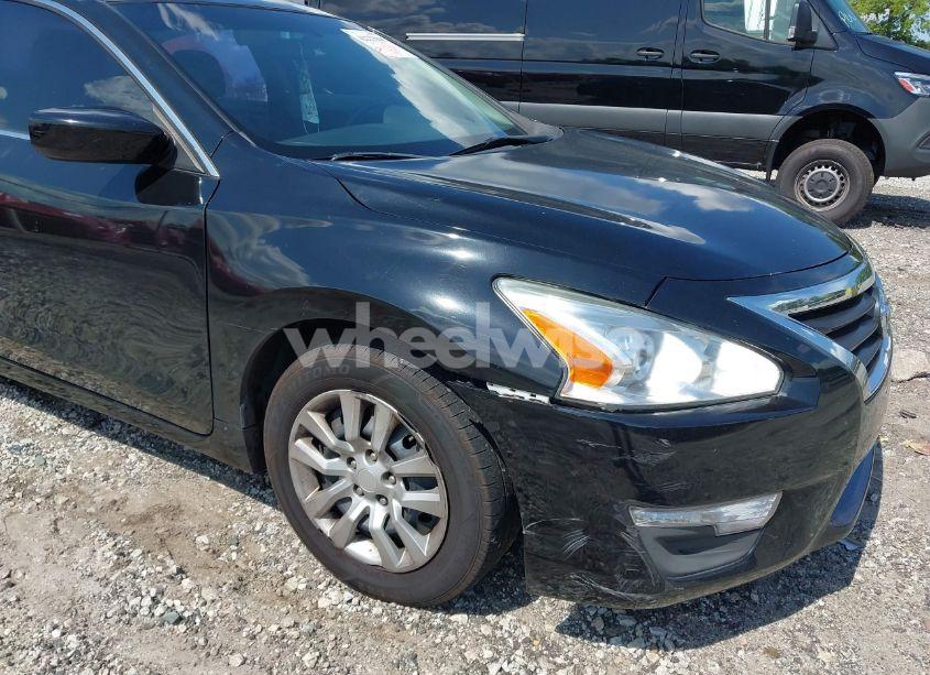 Photo 12 of 2015 Nissan Altima 2.5/2.5 S/2.5 SL/2.5 SV (VIN 1N4AL3AP0FC126932)