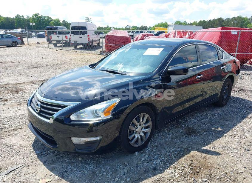 Photo 2 of 2015 Nissan Altima 2.5/2.5 S/2.5 SL/2.5 SV (VIN 1N4AL3AP0FC126932)