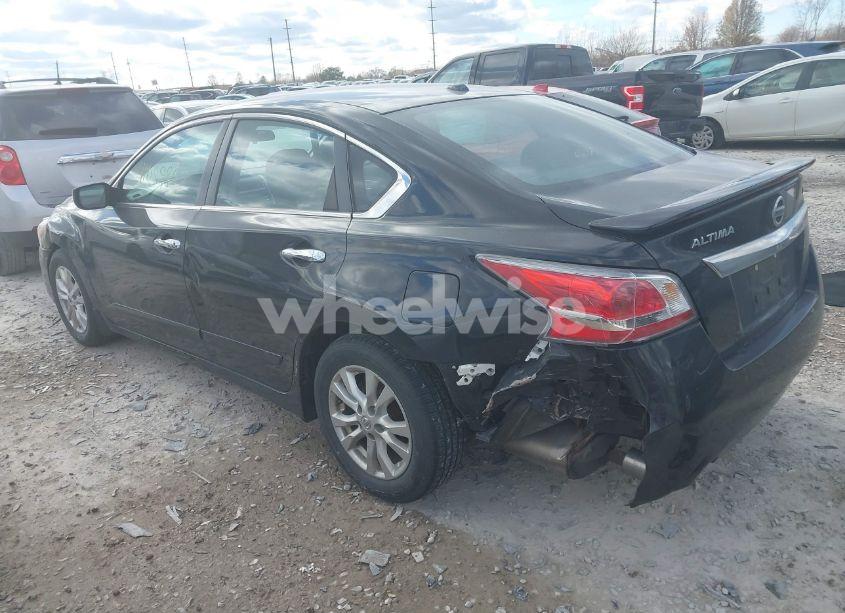 Photo 3 of 2015 Nissan Altima 2.5 S (VIN 1N4AL3AP0FC131760)